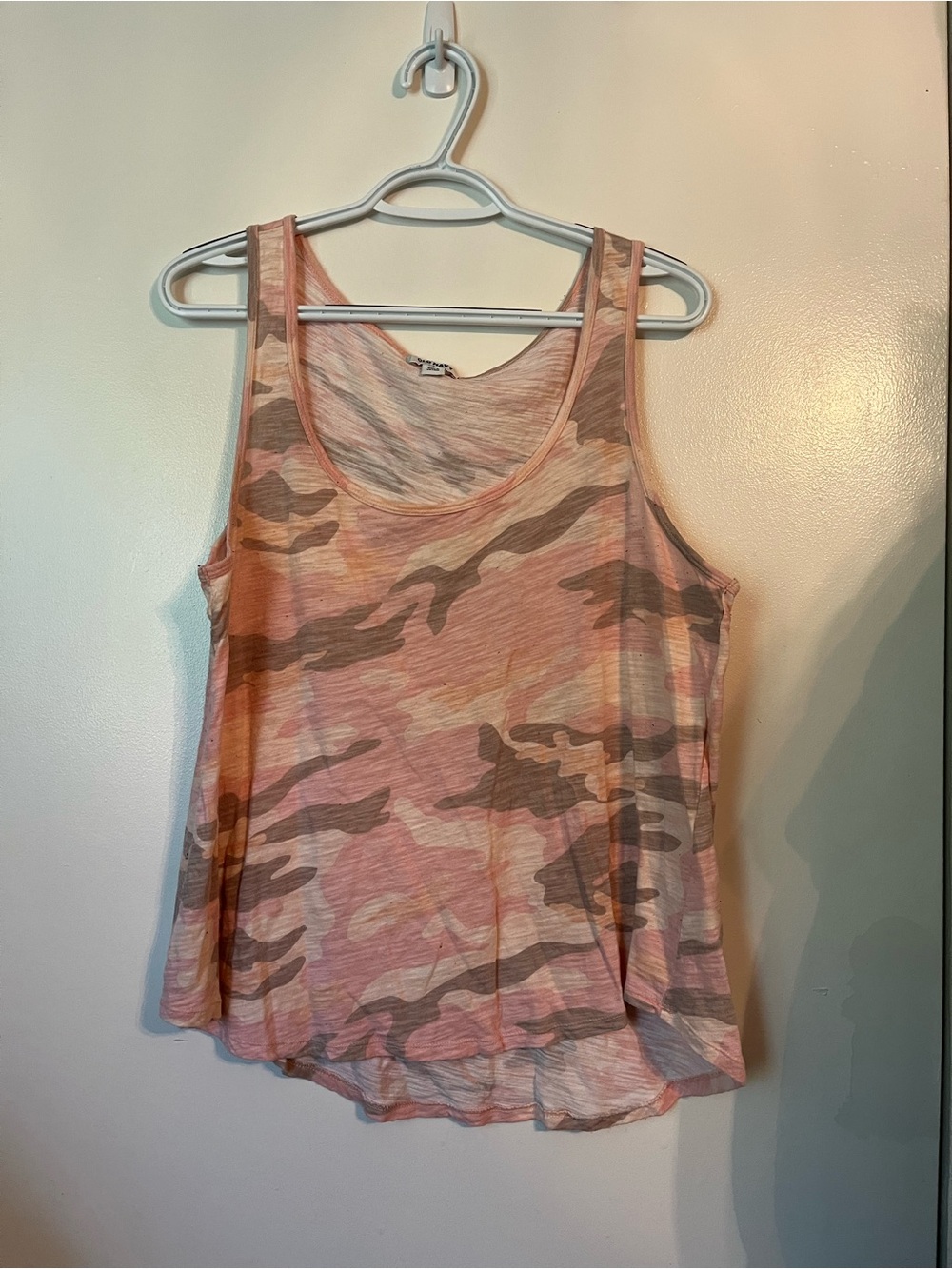 Old Navy Pink Camo Tank Top - Sleeveless Casual Tee